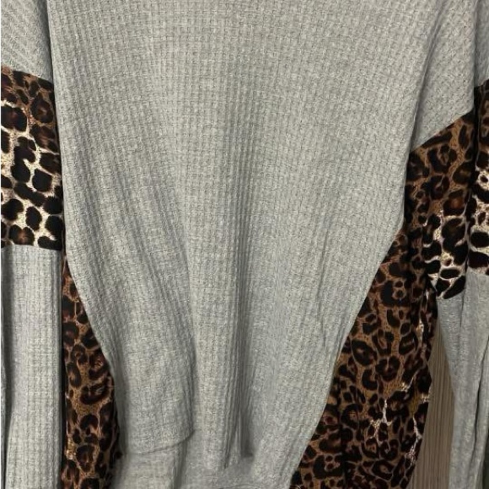 Gray Sweater with Leopard Print Sleeves